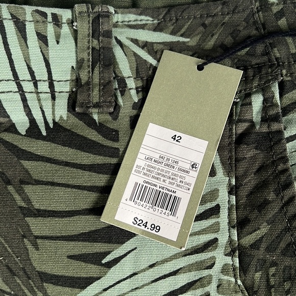 Men’s Goodfellows Green Summer Cargo Utility Shorts - Picture 6 of 9